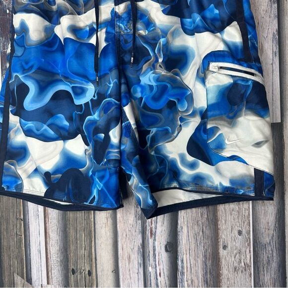 Nike Blue and White Men's Swim Trunks - Picture 2 of 9